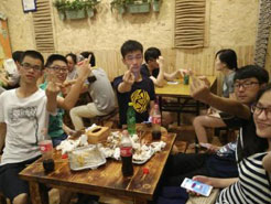 资源烧烤加盟,学烧烤技术,开烧烤店多少钱疯狂烤翅加盟